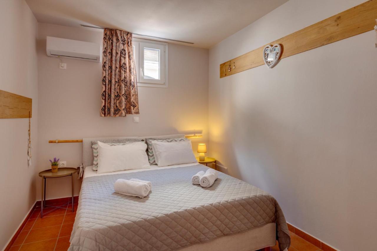 Fabbrica Bnb Vari  Экстерьер фото